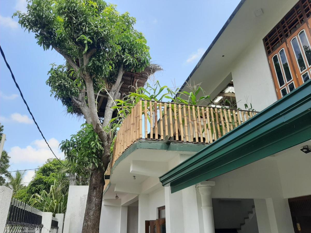 Ferienwohnung Mangohut Joy Anuradhapura Exterior foto